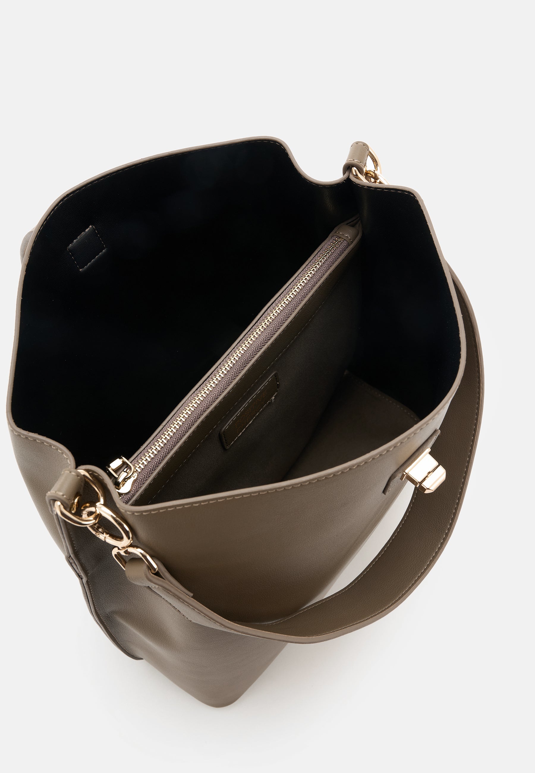 Eiby Hobo