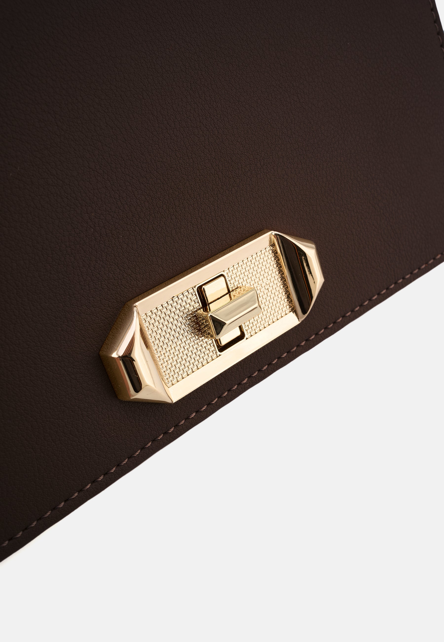 Eiby Clutch dark chocolate OS