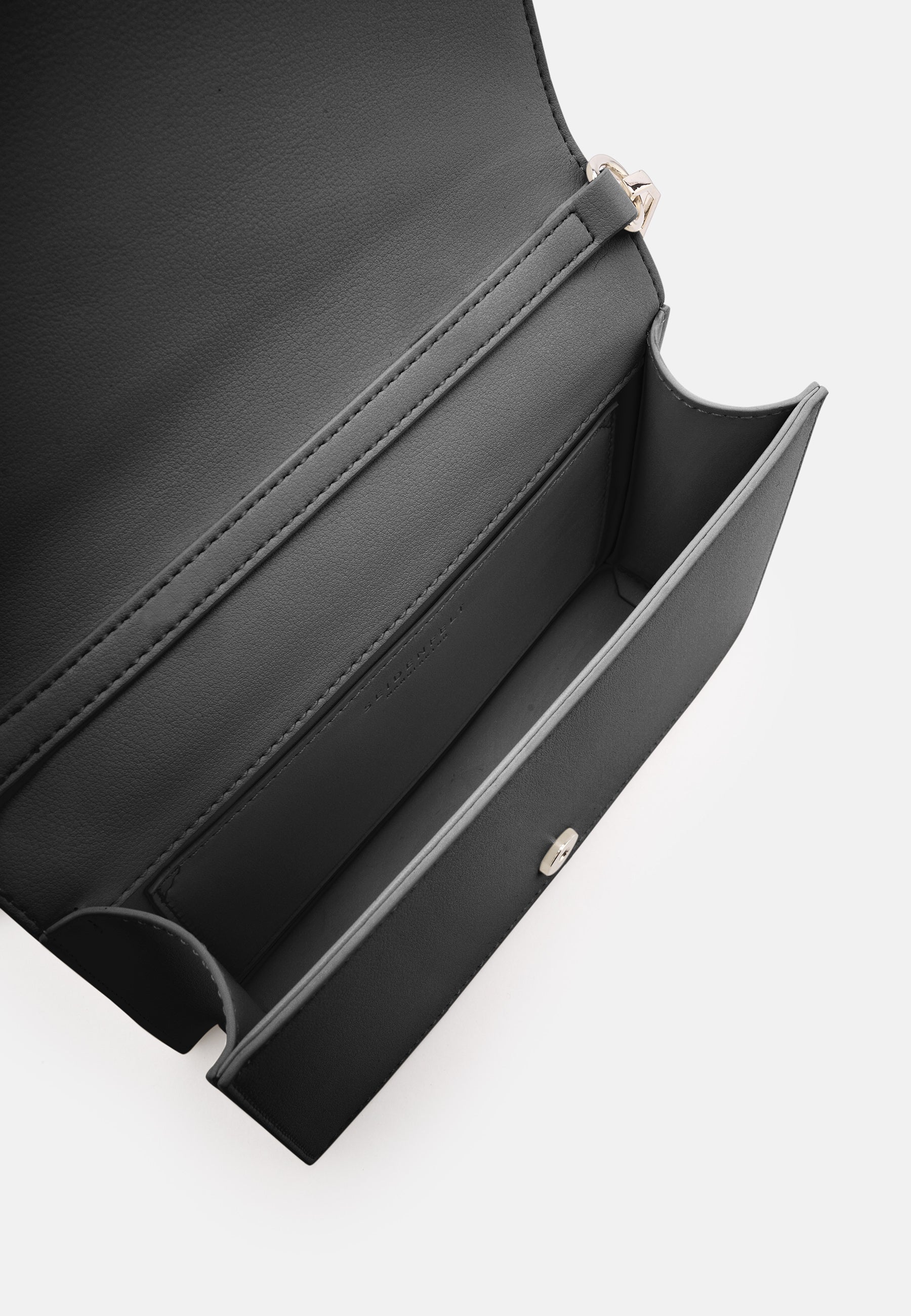 Jokela Clutch black OS