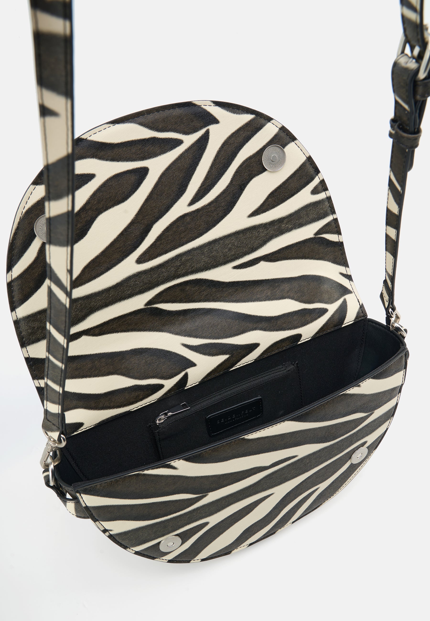 Sandve Saddle zebra pattern OS