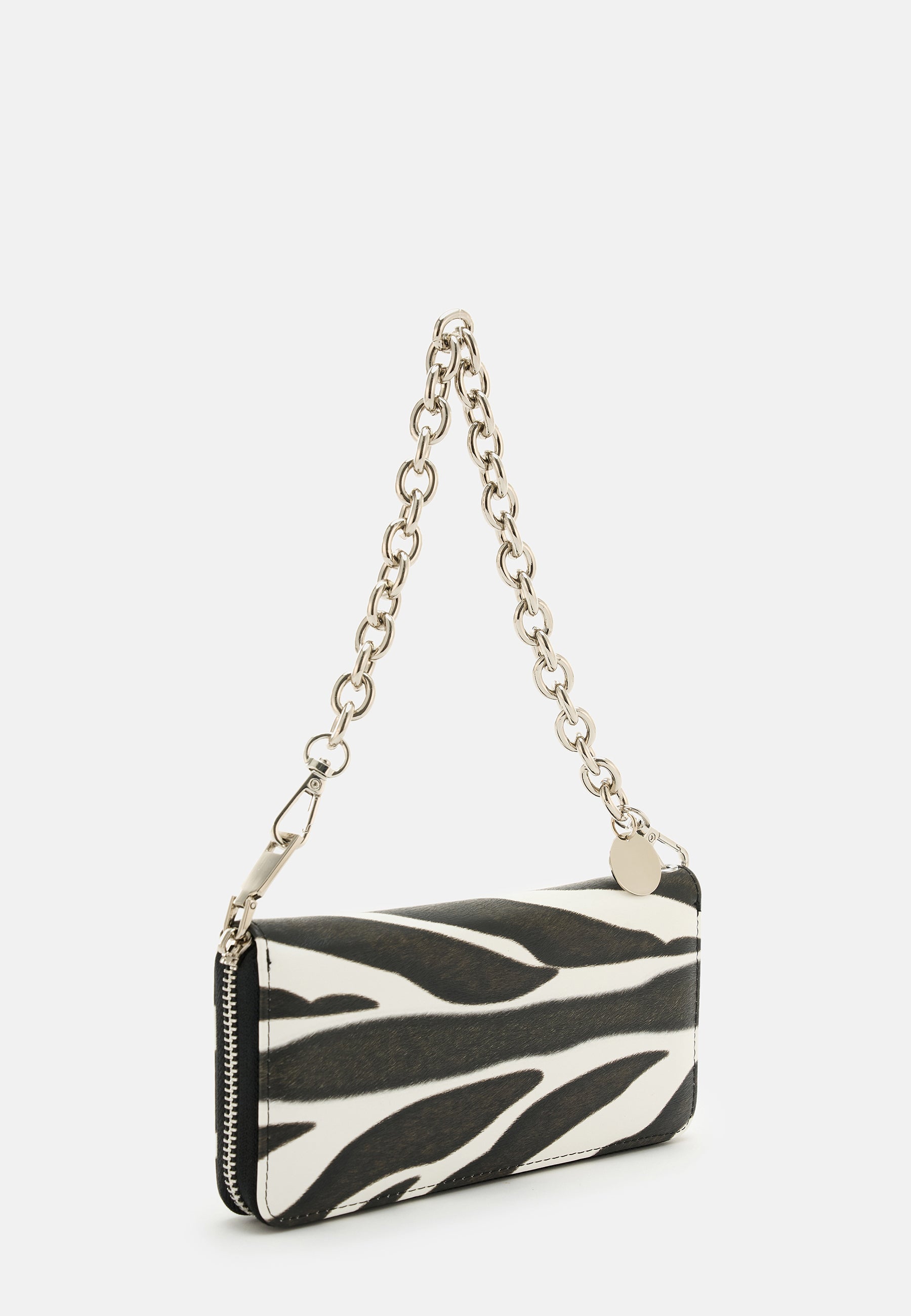 Smilla Clutch zebra OS