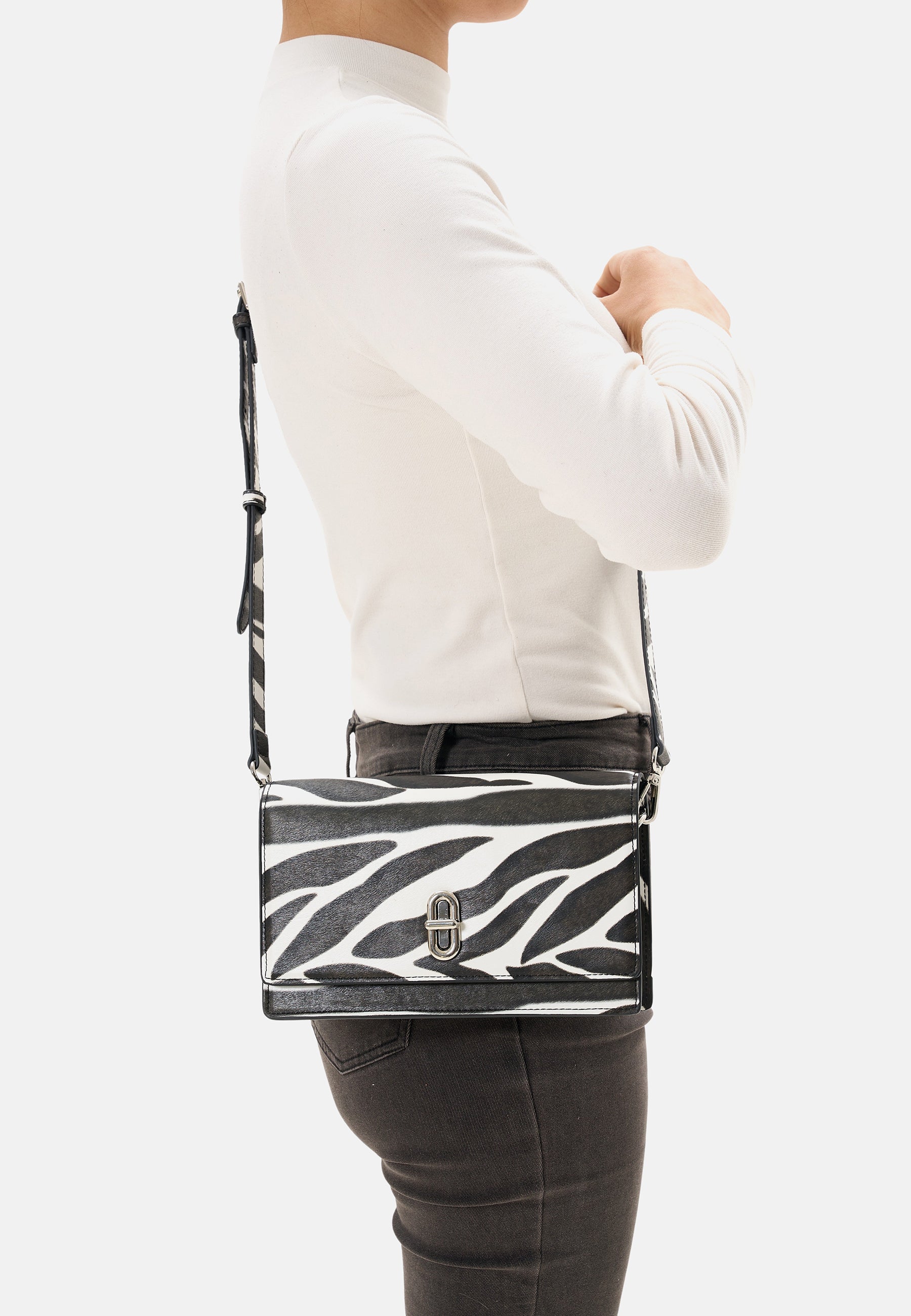 Fjone Crossbag zebra OS
