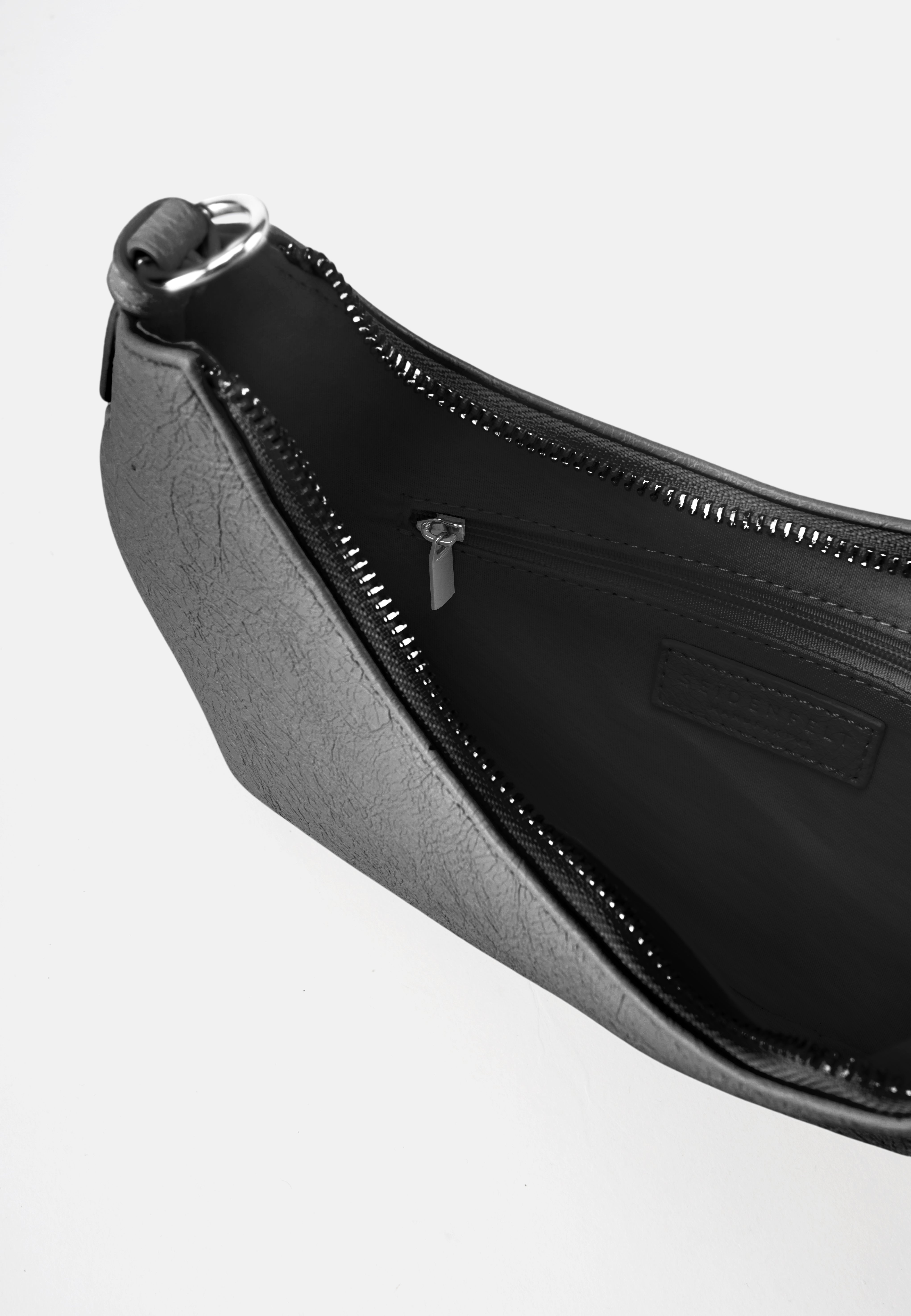 Seidenfelt - Handtaschen>Damen>Kunstledertaschen>Halbmoind Taschen - Vejen Halfmoon Pochette - glossy black / OS-glossy white / OS-glossy sand / OS