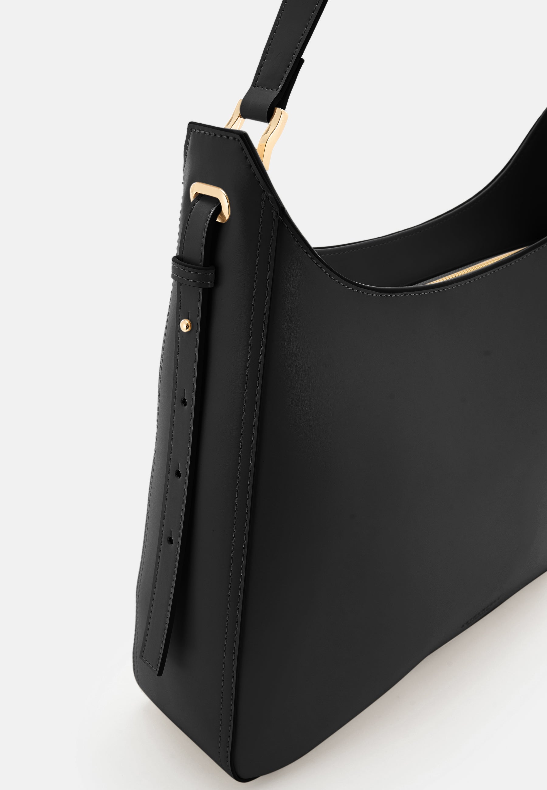 Arvaja Hobo black OS