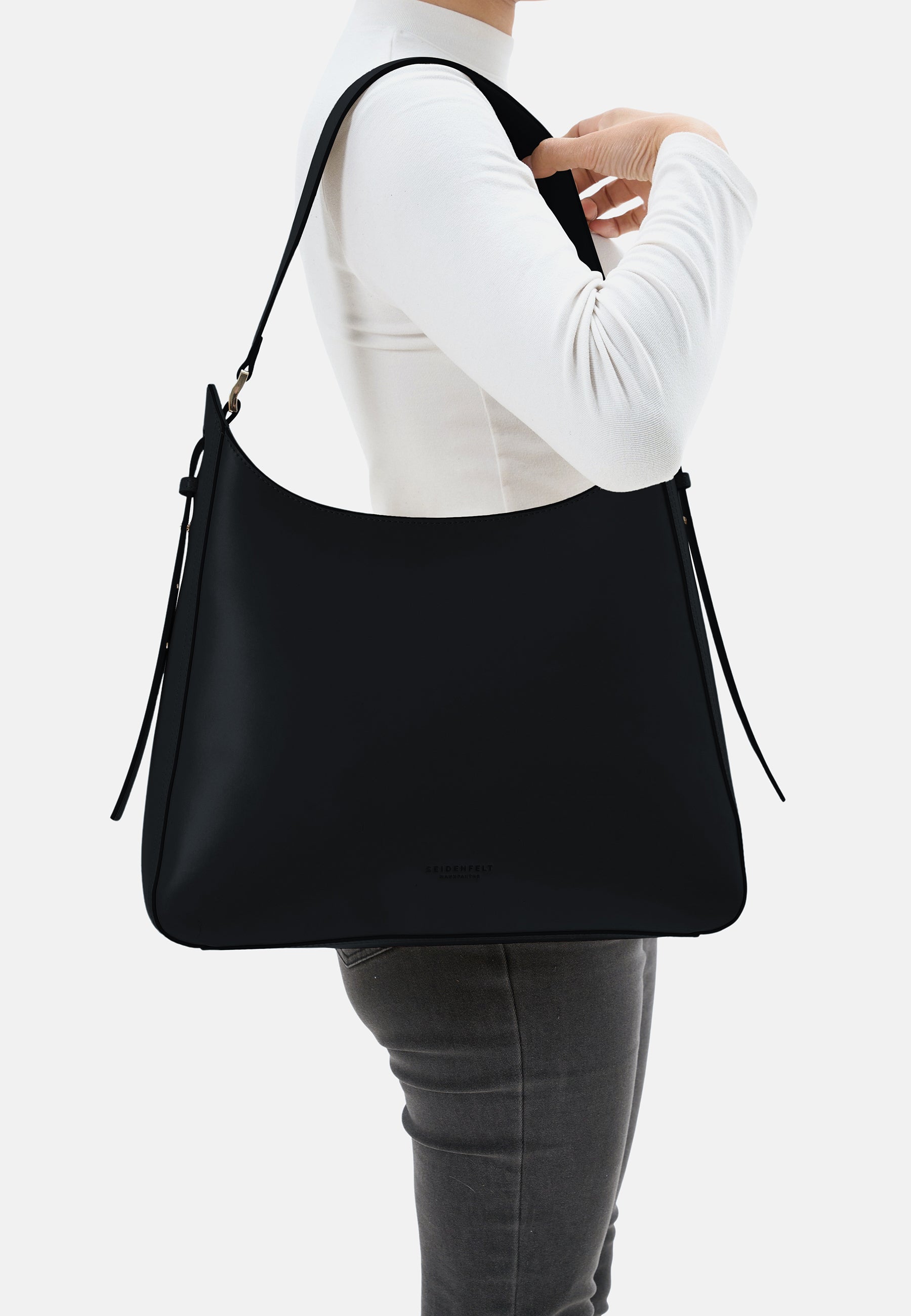 Arvaja Hobo black OS