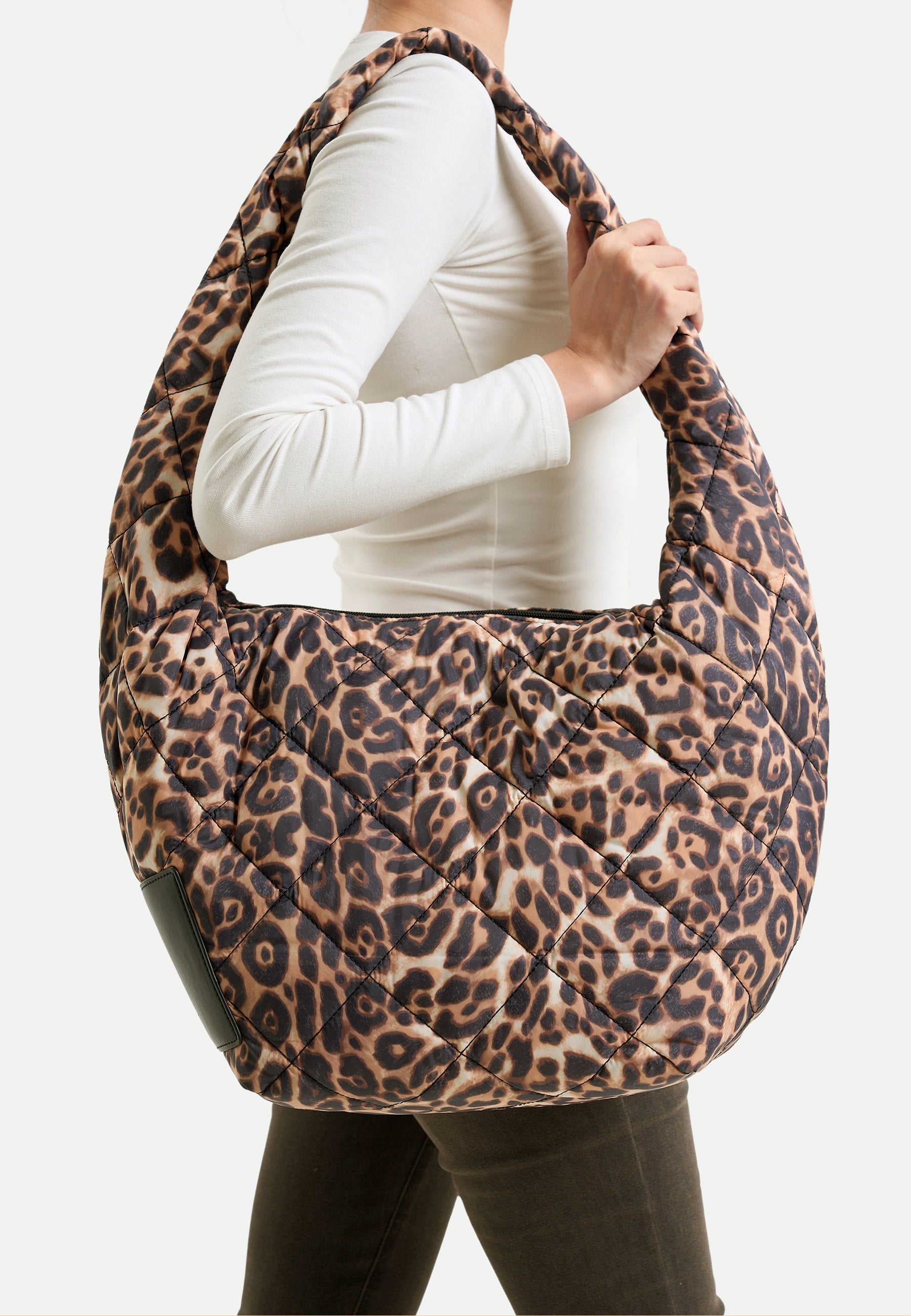 Seidenfelt - Handtaschen>Damen>Kunstledertaschen>Hobo Taschen - Evenes Hobo Leo - leo pattern / OS