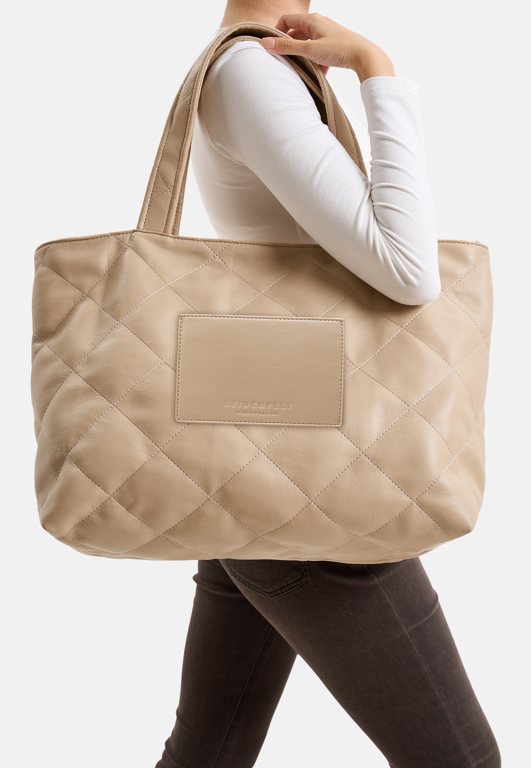 Seidenfelt - Handtaschen>Damen>Kunstledertaschen>Shopper Taschen - Evenes Big Tote - light sand / OS-sage / OS