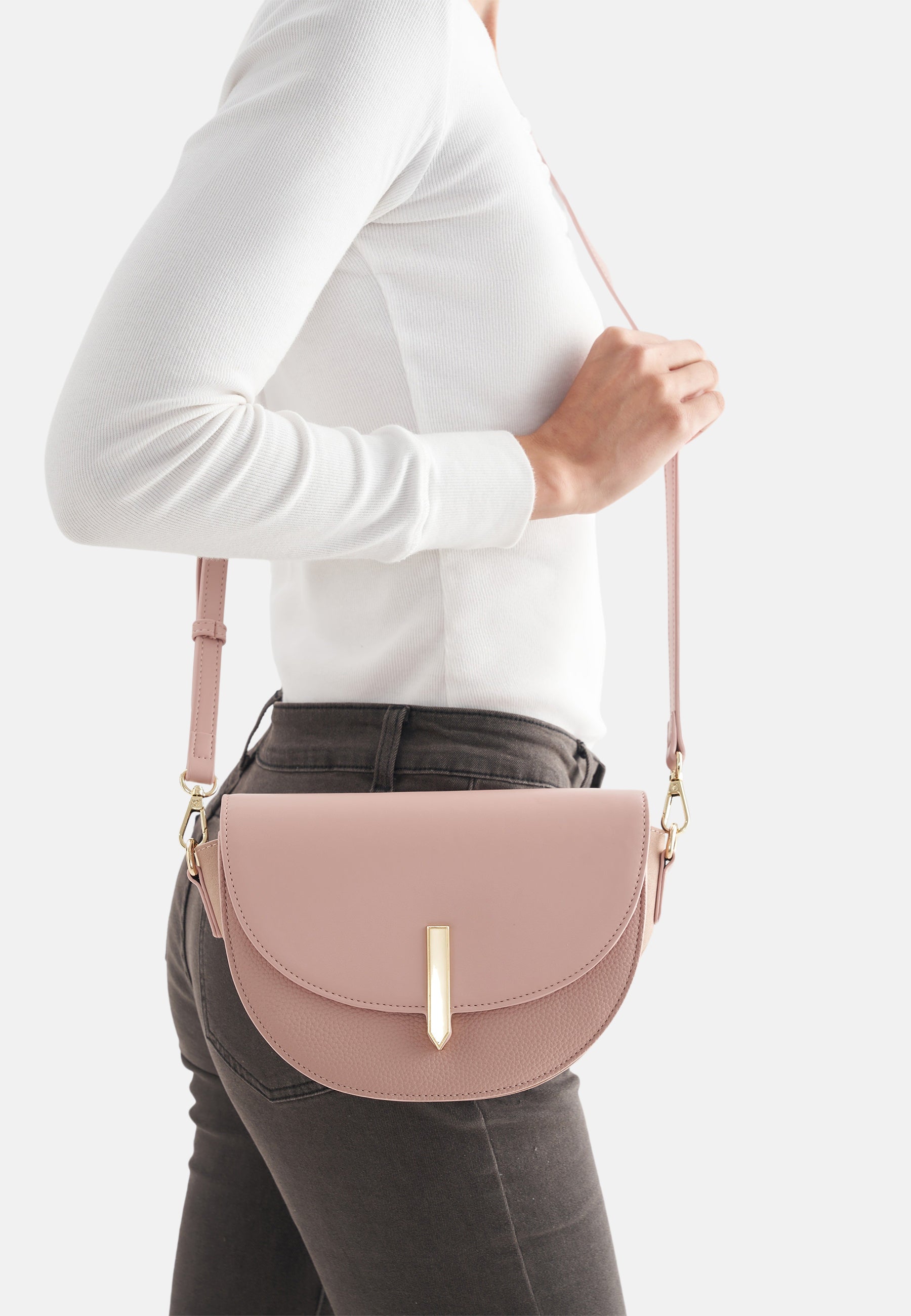 Seidenfelt - Handtaschen>Damen>Kunstledertaschen>Halbmond Taschen - Selje Saddle - black / OS-cream / OS-rose / OS