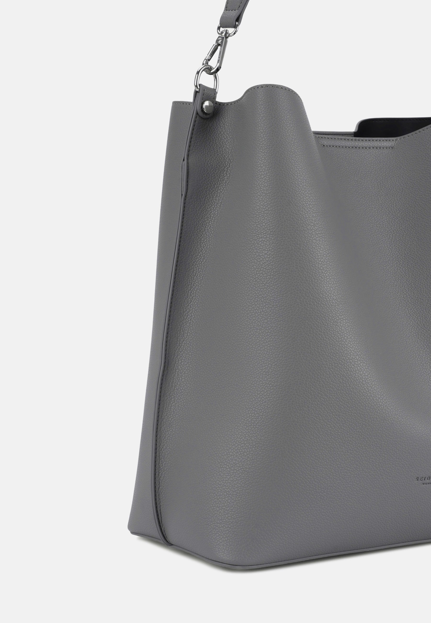 VAR_4262541704410_3