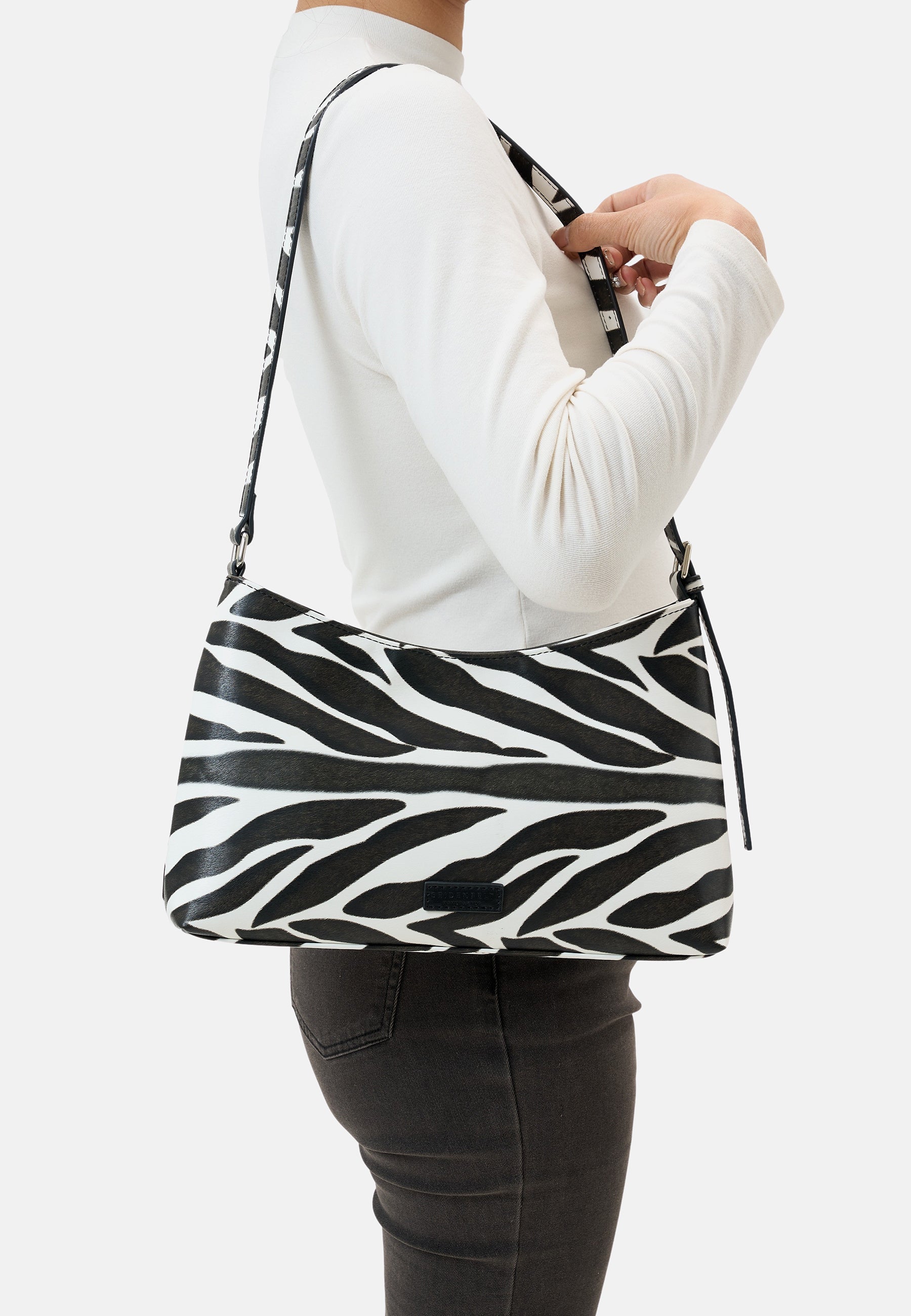 Seidenfelt - Handtaschen>Damen>Kunstledertaschen>Schulter Taschen - Fjone Shoulderbag - black / OS-zebra / OS