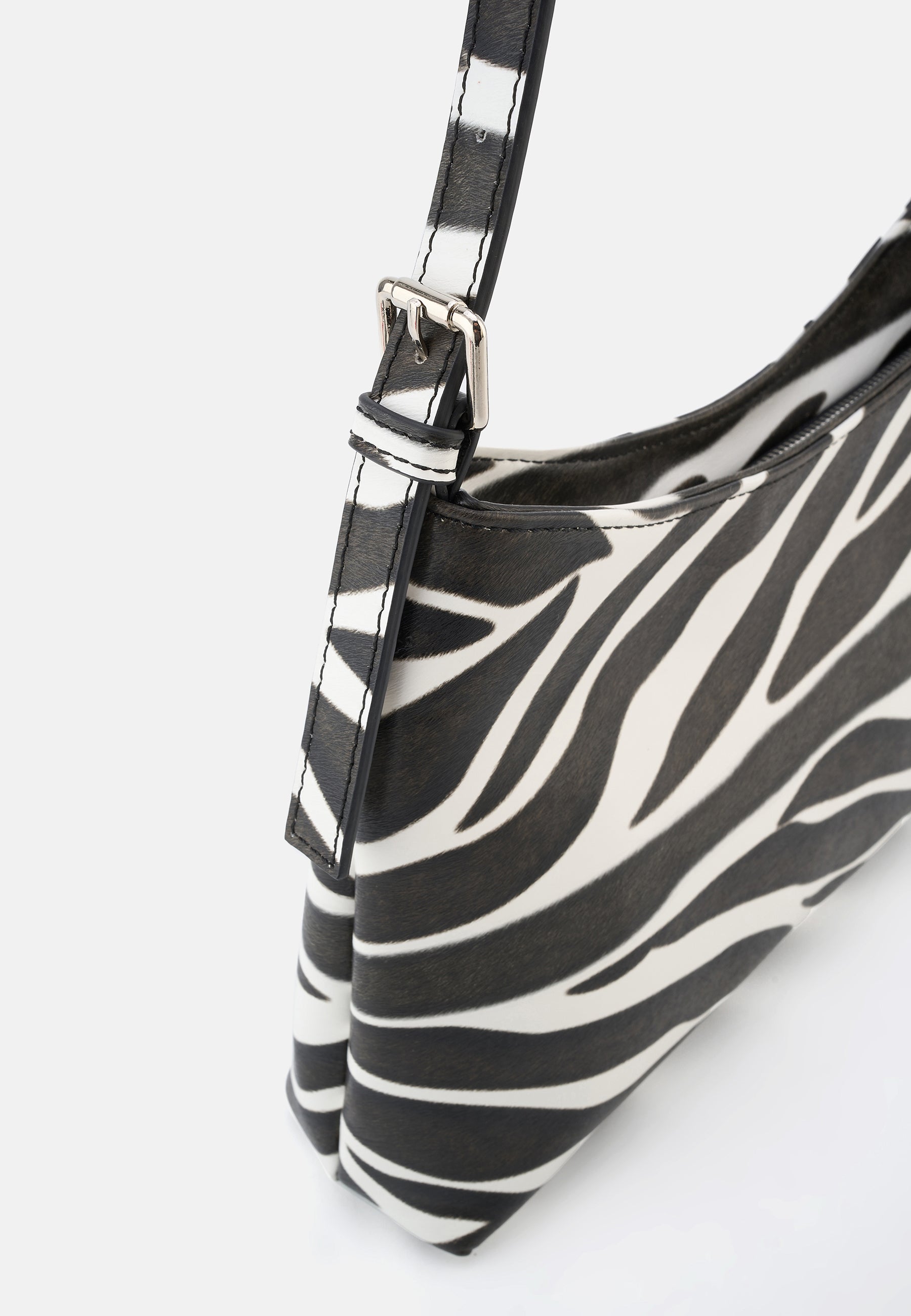Fjone Shoulderbag zebra OS