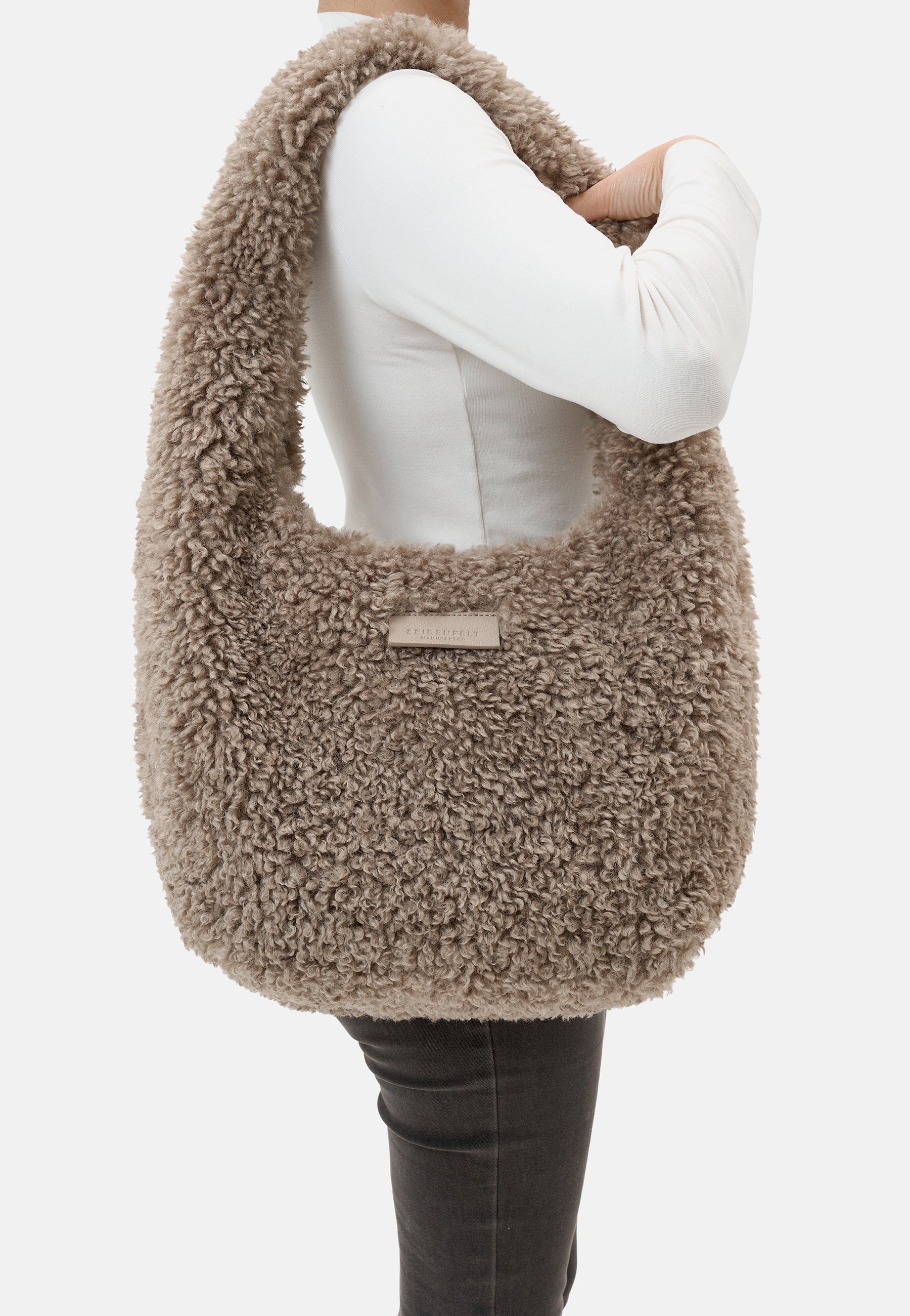 Letje Hobo warm taupe OS